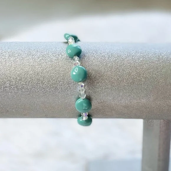 Aventurine and Crystal Bracelet - Picture 3 of 7